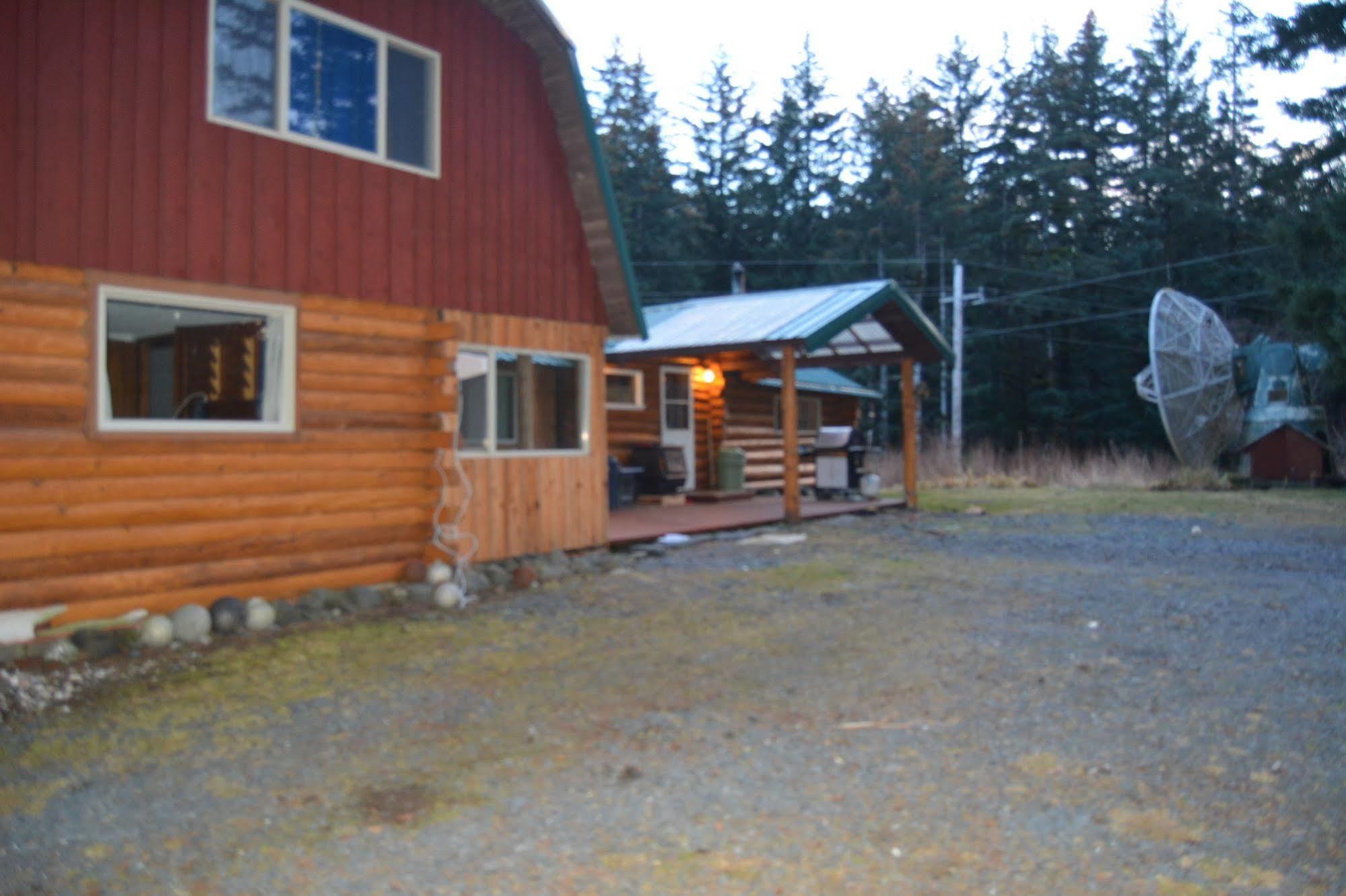 9Th Wave Bed And Breakfast Kodiak Exterior photo